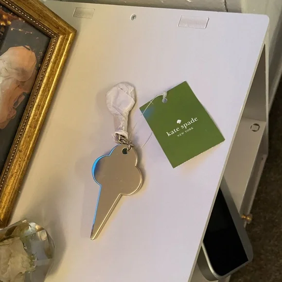 Kate Spade Ice Cream Cone Keychain - Picture 6 of 9